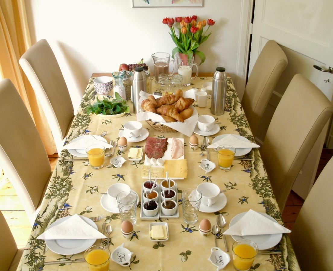 Bed & Breakfast Tegenover De Molen Haarlem Luaran gambar